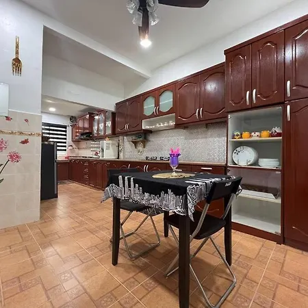 One'S Homestay Seri Manjung Exterior photo