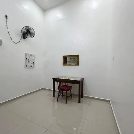 One'S Homestay Seri Manjung Exterior photo